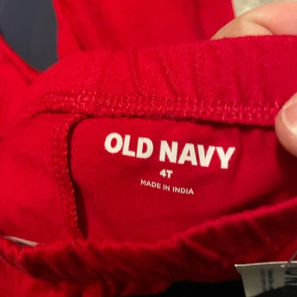 Old Navy Kids Bright Red Leggings size 4T-NWT